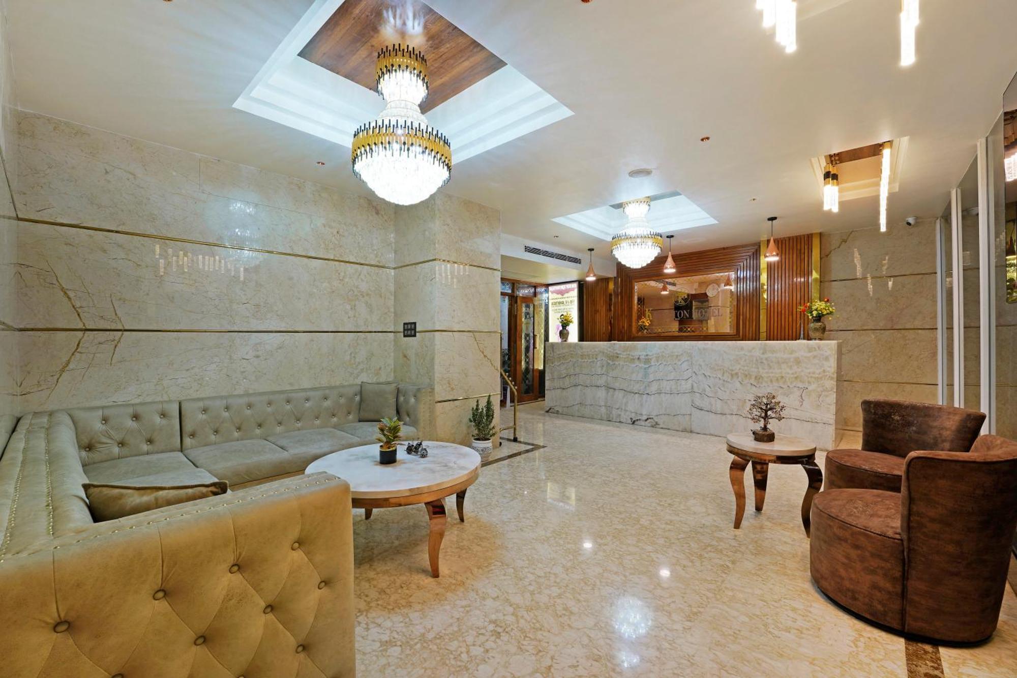 Kingston Hotel Bangalore Exterior foto